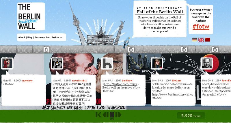 Berlin Twitter Wall recoge los mensajes conmemorativos que se envían a través de Twitter en un muro virtual