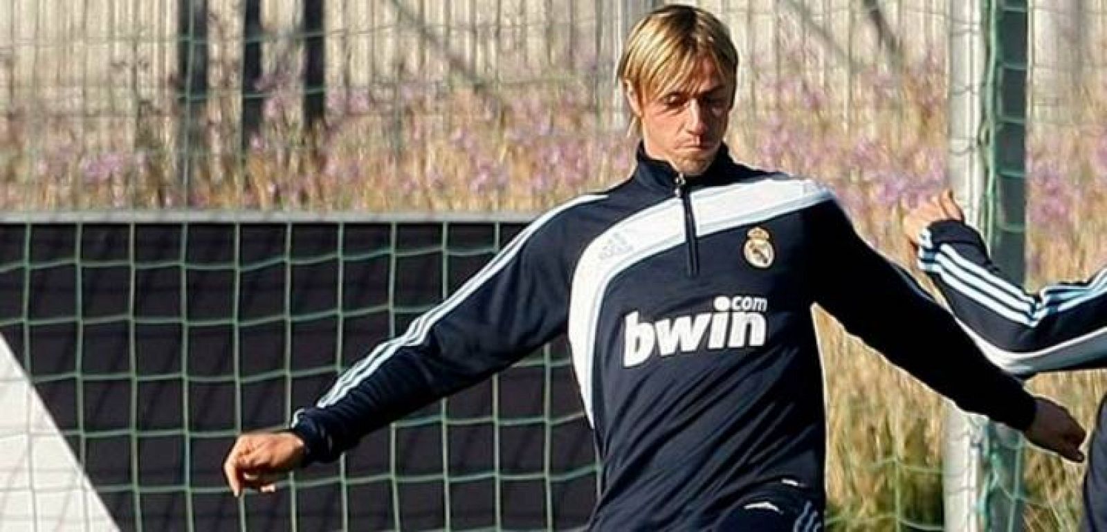 Guti ha dicho que quiere retirarse en el Real Madrid.