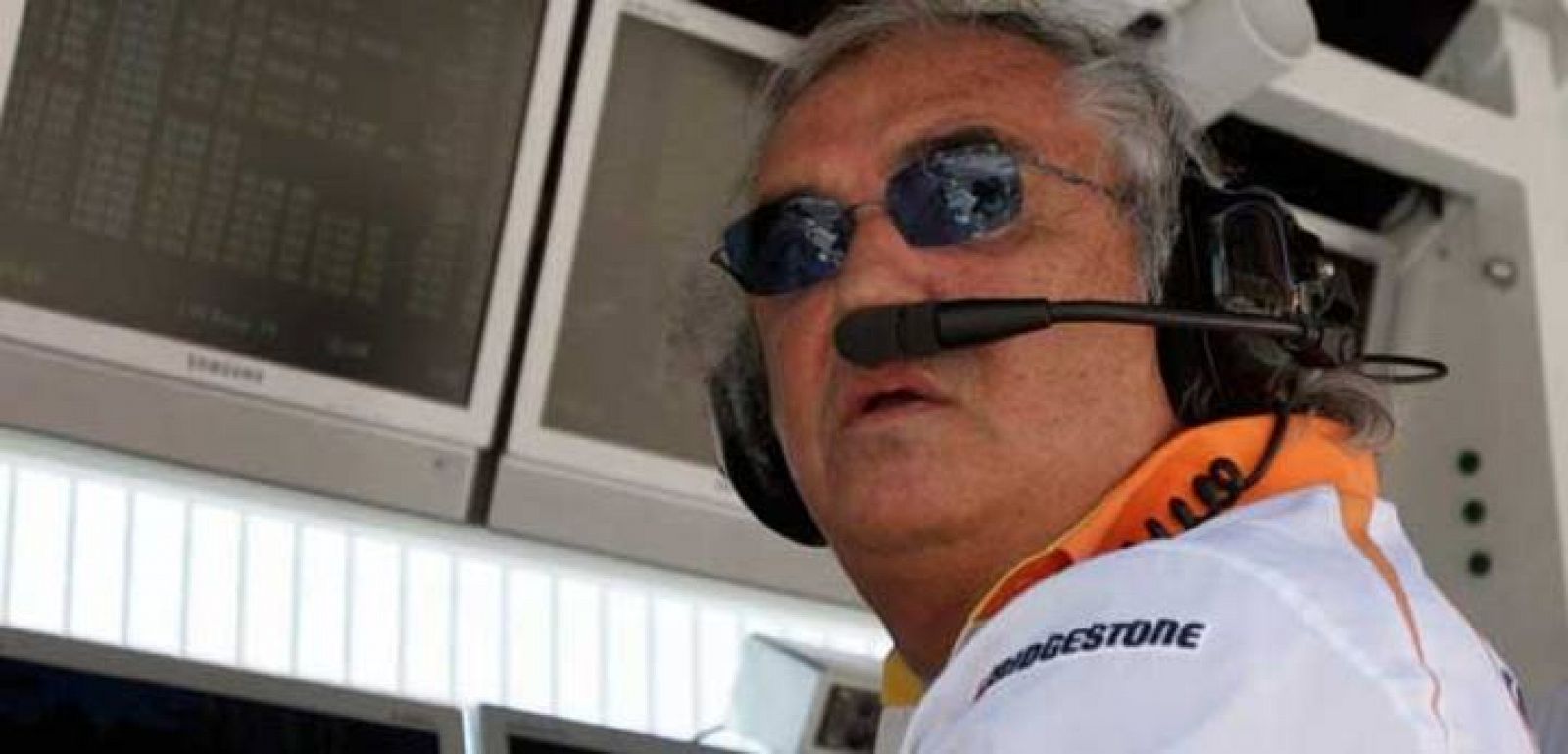 Briatore reclama a la FIA un millón de euros de indemnización.