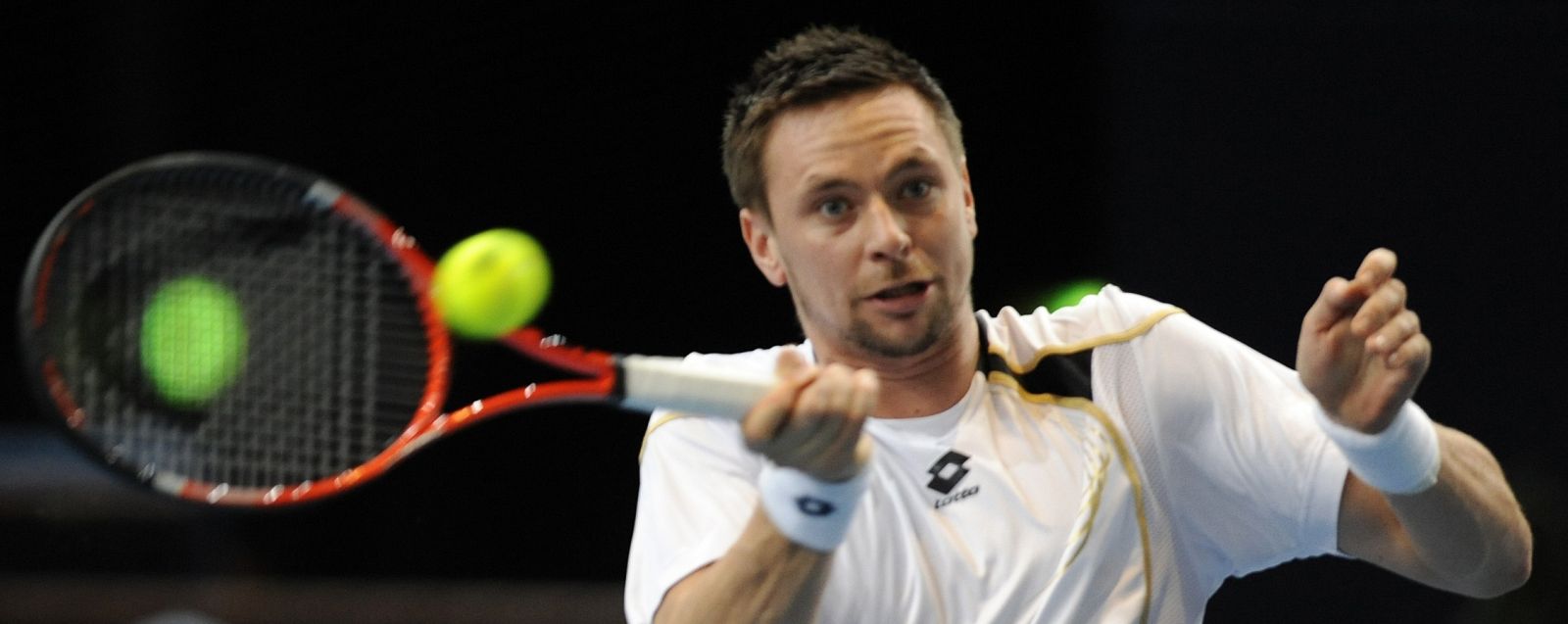 Robin Soderling se quedó a un paso de la Copa Masters en París, pero finalmente Roddick le dejó su sitio.