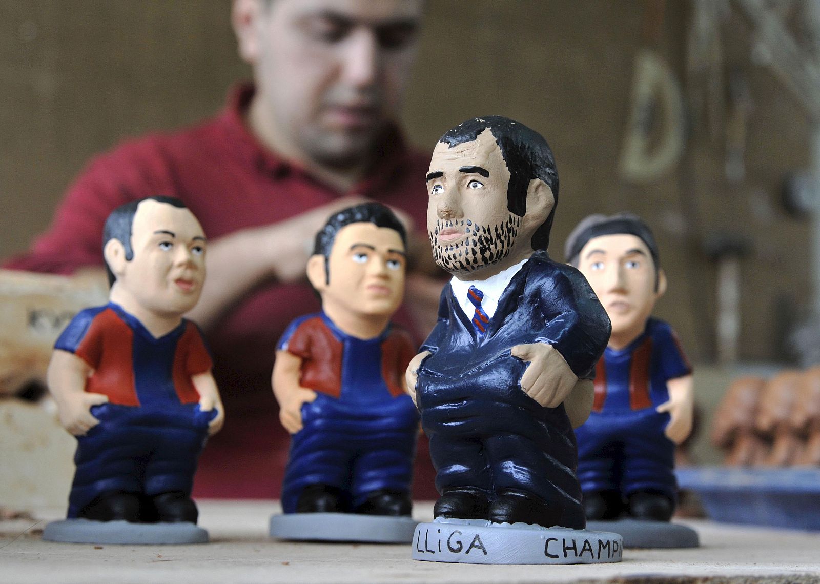 Imágen de los caganers de Guardiola y los jugadores del Barça Iniesta, Xavi e Ibrahimovic.