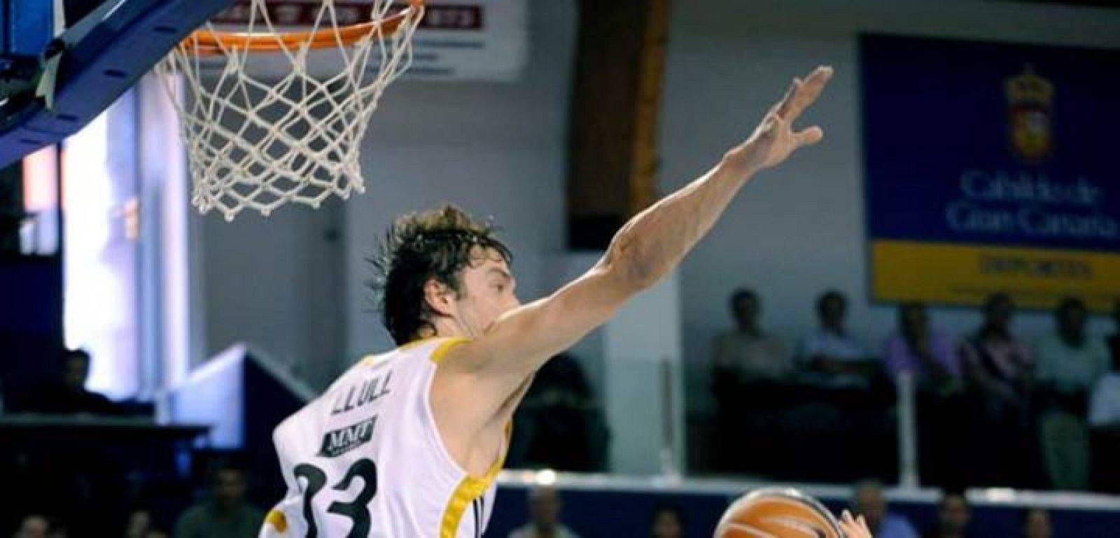 El Real Madrid defiende liderato ante otro aspirante, el DKV Joventut.