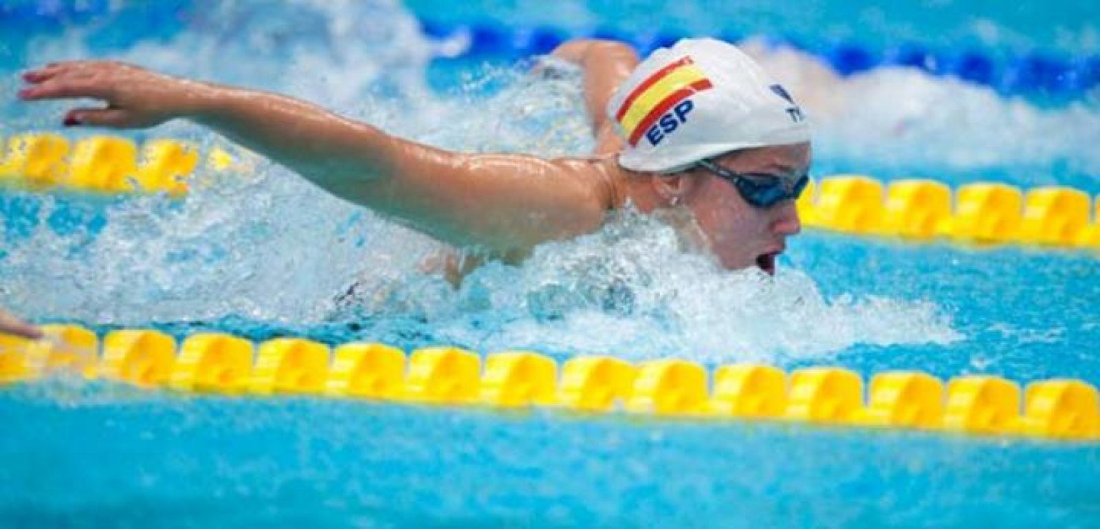 Ambas nadadoras han conseguido sus records en el campeonato de España absoluto.