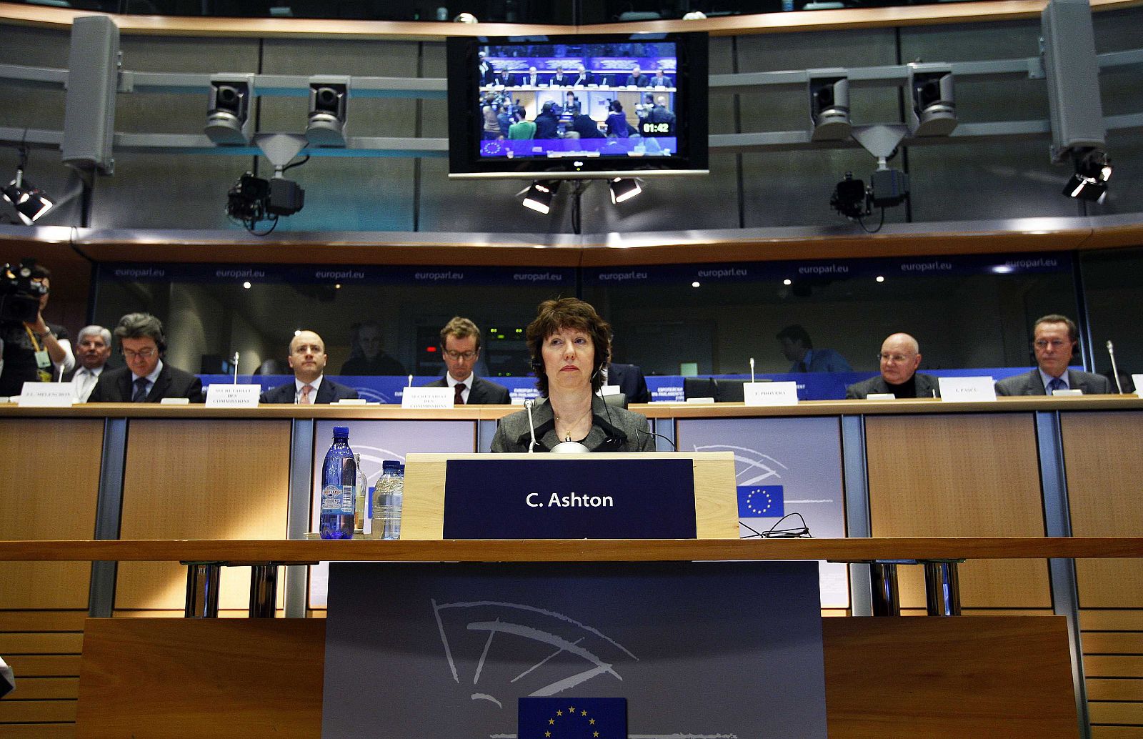 Catherine Ashton, alta representante para la Política Exterior de la UE y vicepresidente de la Comisión, durante su primer discurso ante la Eurocámara.