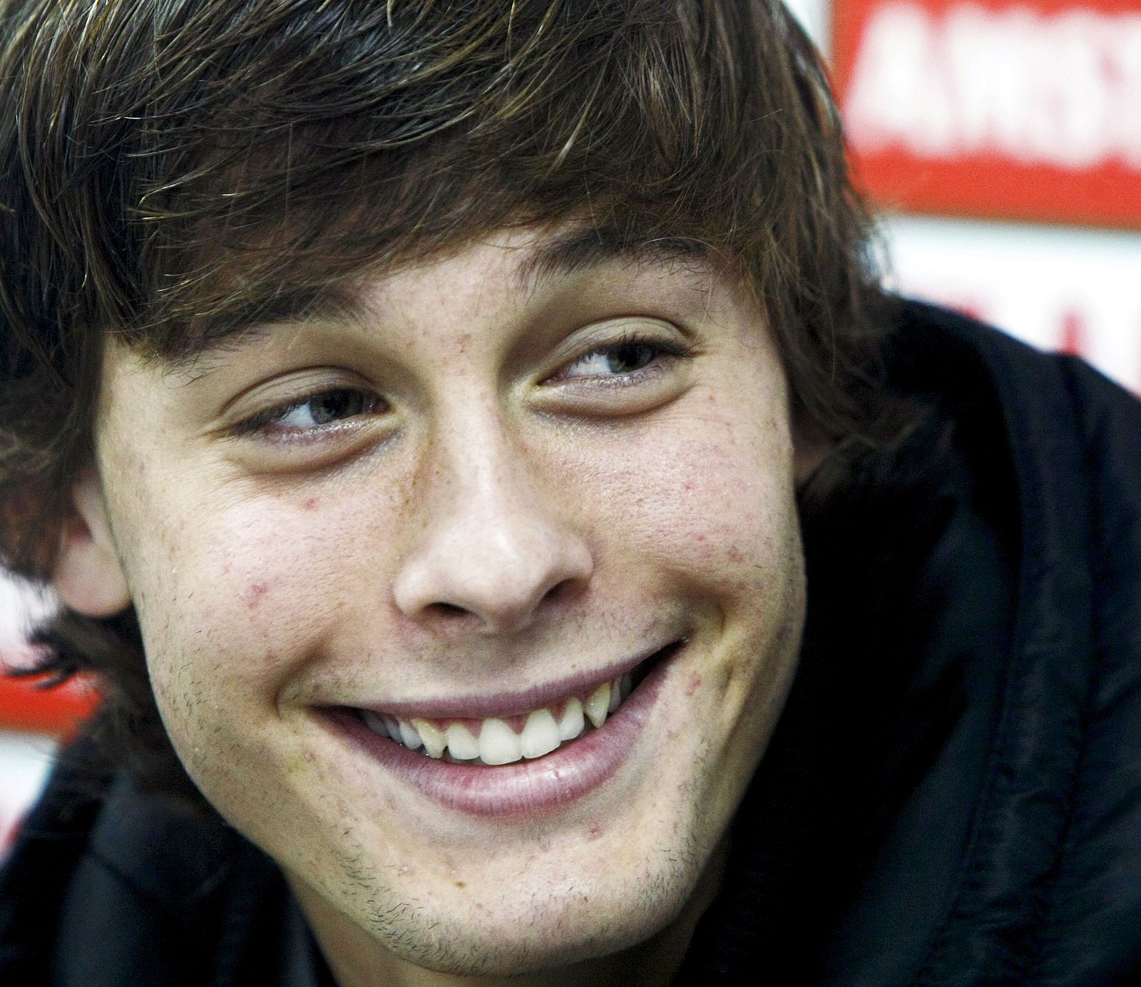 El centrocampista del Racing de Santander Sergio Canales, durante la rueda de prensa.