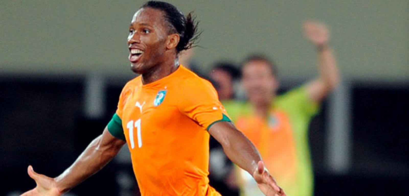 Drogba ha marcado el tercer tanto de Costa de Marfil ante Ghana.