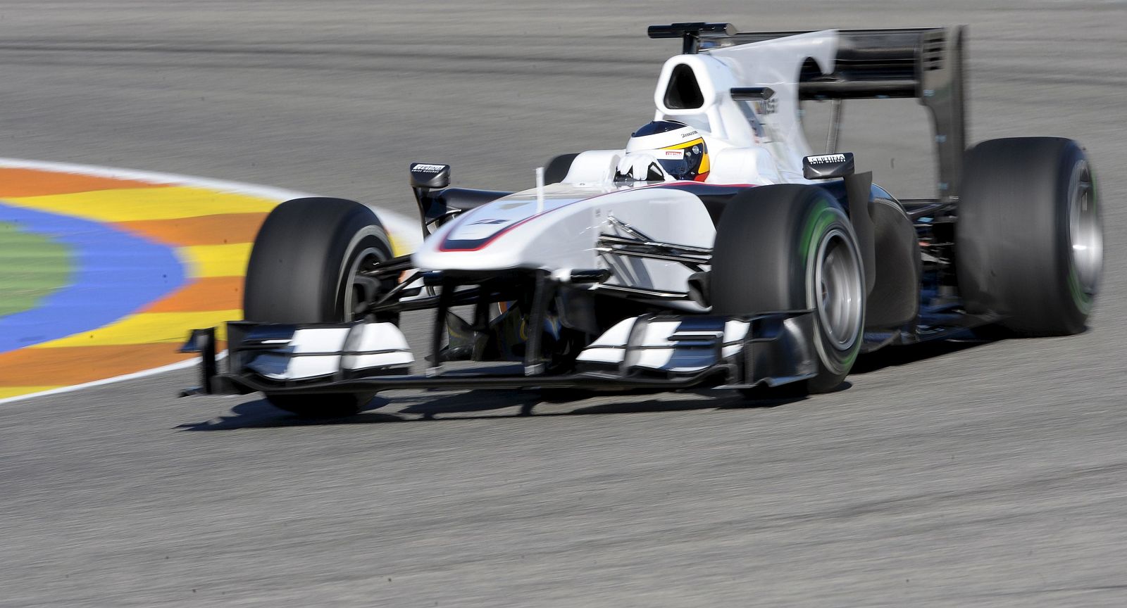 El piloto español de Sauber, Pedro Martínez de la Rosa, durante los entrenamientos