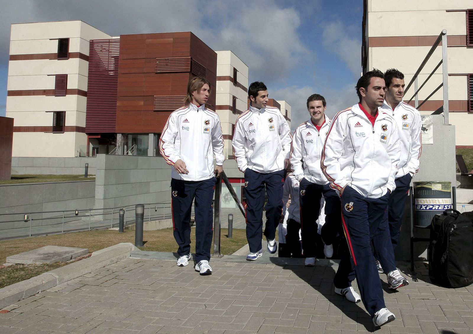 Negredo, a la derecha, comparte concentración con jugadores del Madrid y del Barça.
