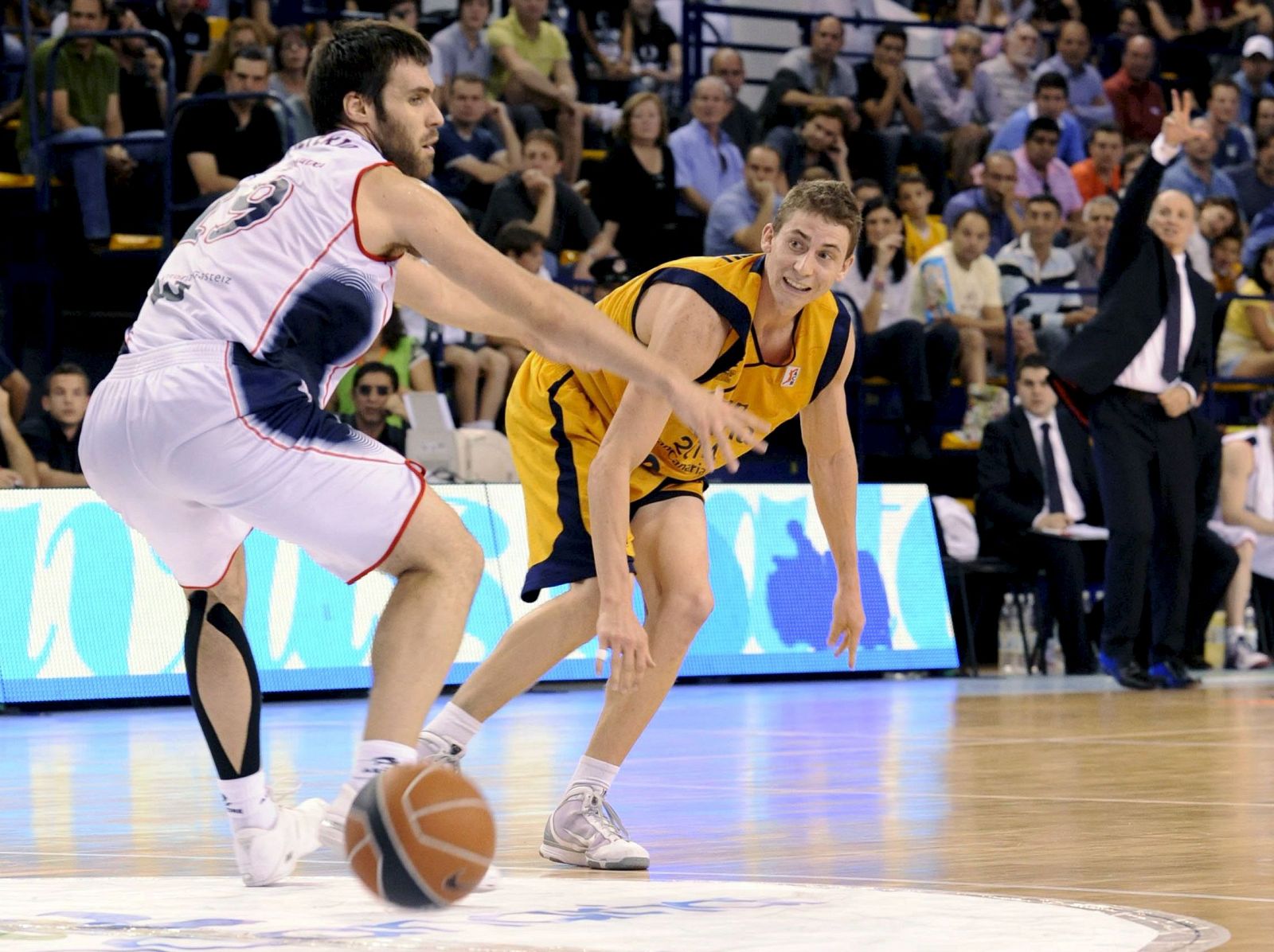 El escolta del Caja Laboral Fernando San Emeterio, en el último partido del Caja Laboral en la Liga.