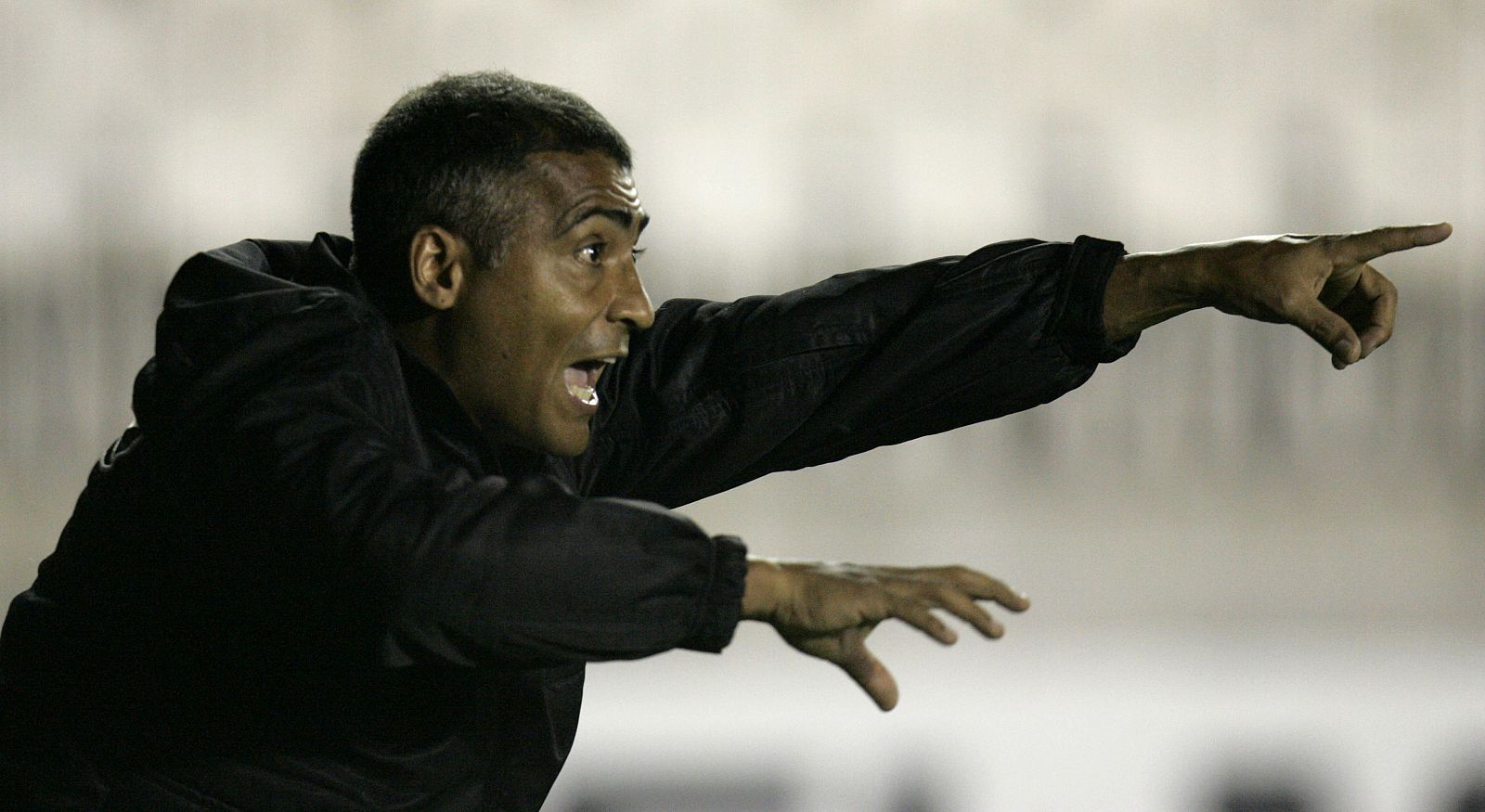 Romario, durante un partido de la Copa Sudamericana en Rio de Janeiro, cuando era entrenador interino del Vasco de Gama.