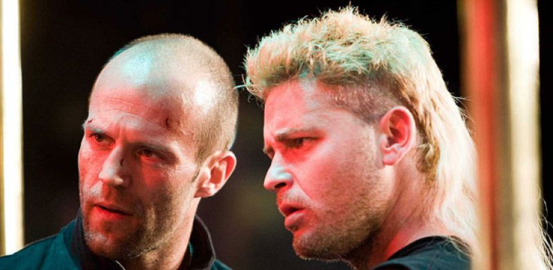 Jason Statham y Corey Haim en 'Crank 2: Alto voltaje' (2008) uno de los últimos trabajos de Haim