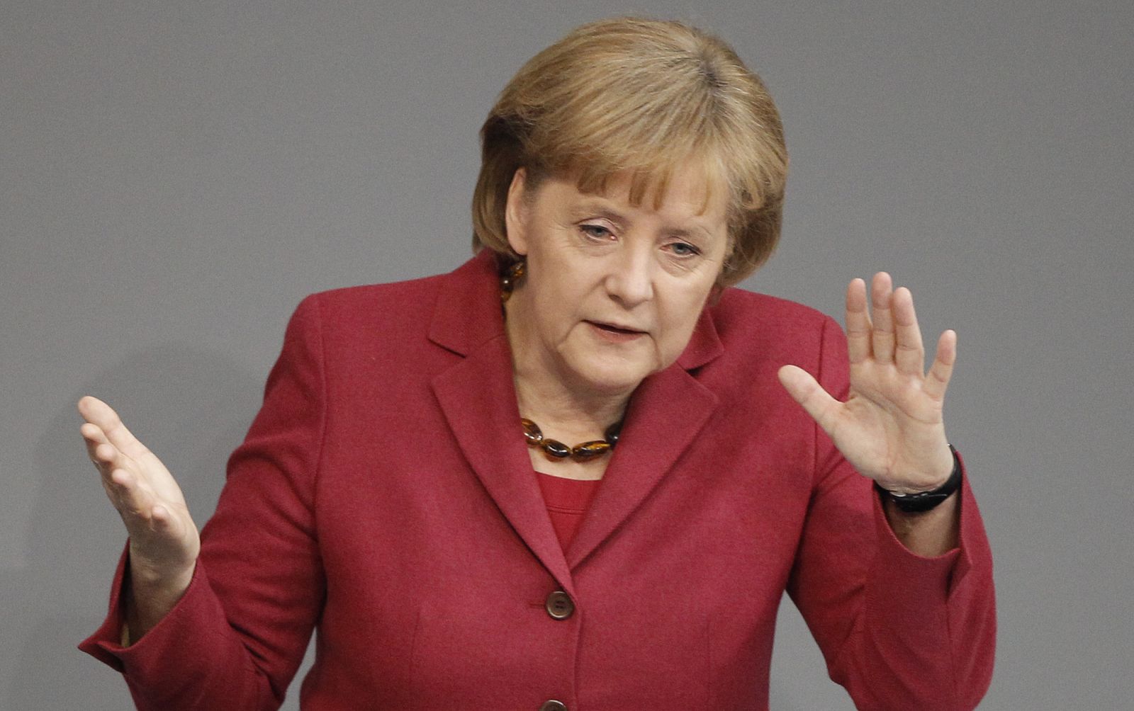 Angela Merkel durante su discurso en el Parlamento alemán
