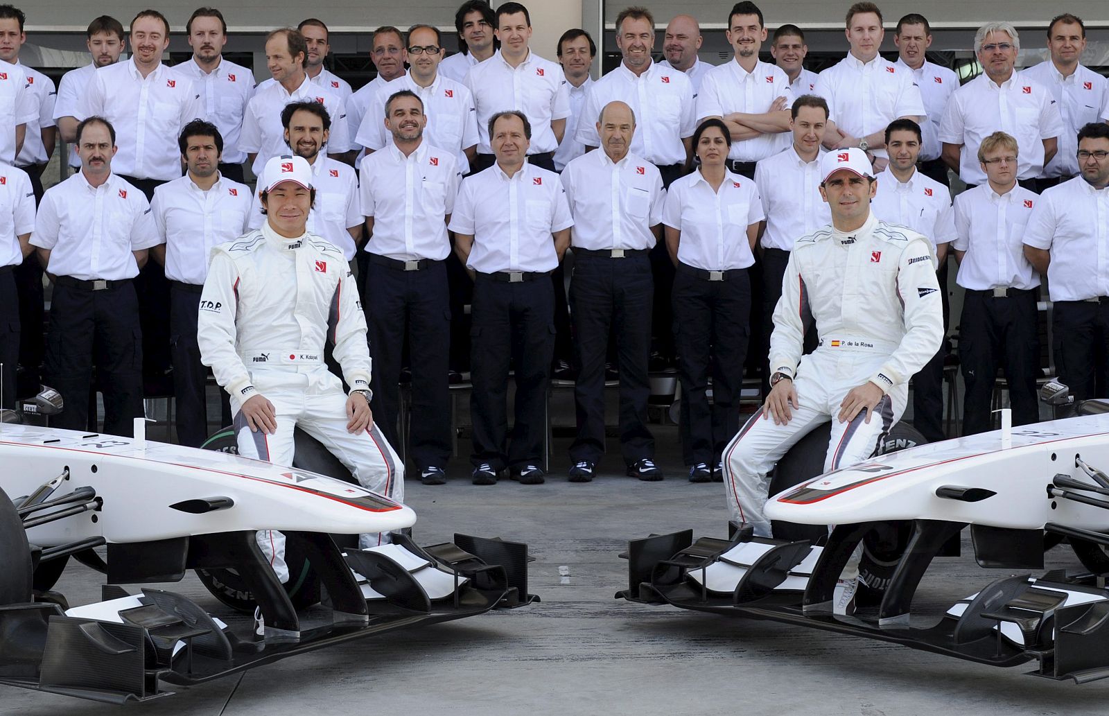 De la Rosa (derecha) y el equipo Sauber tienen sus esperanzas puestas en Australia.