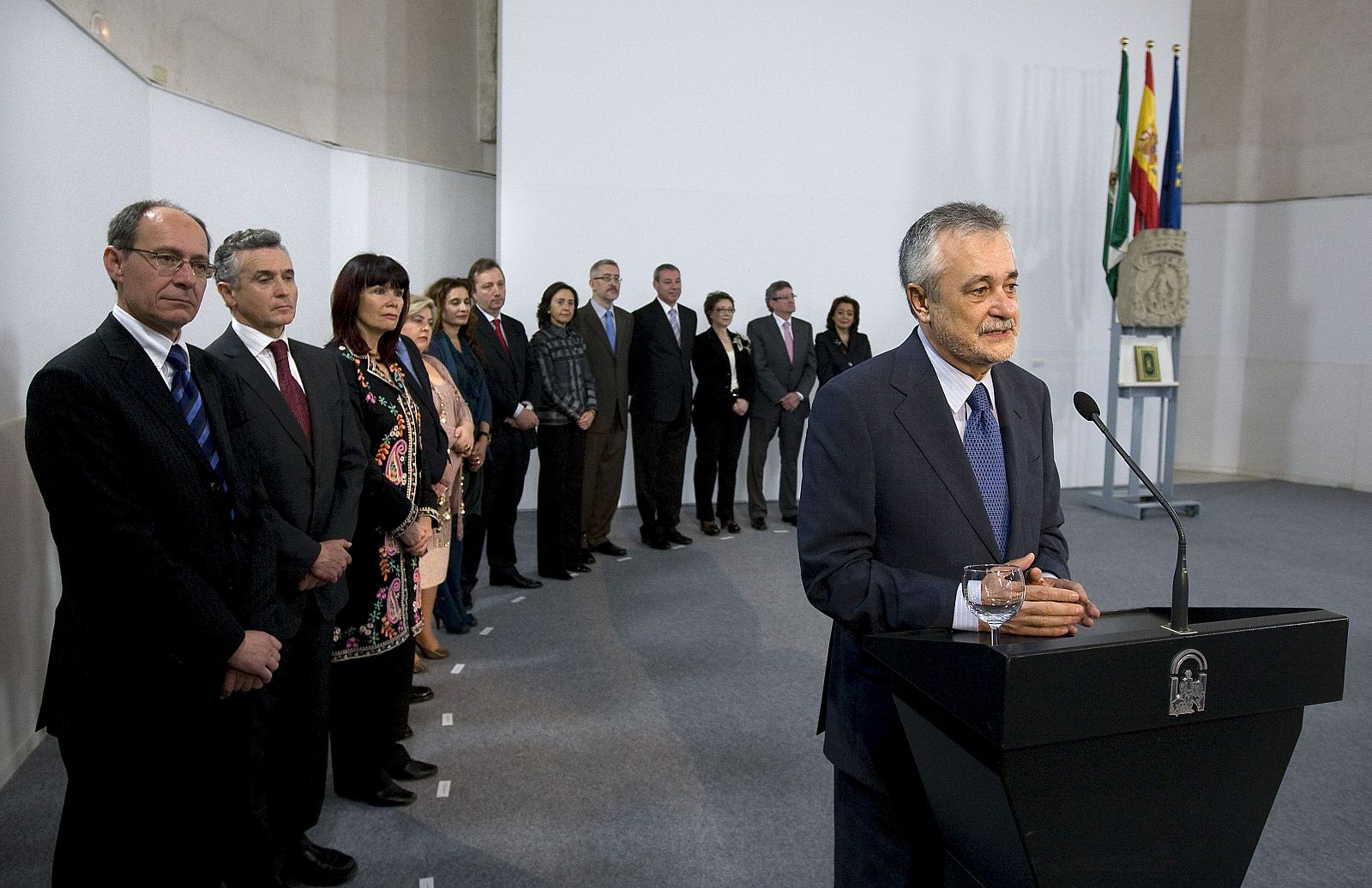 El presidente de la Junta de Andalucía, José Antonio Griñán, durante su intervención tras la toma de posesión de los nuevos consejeros.