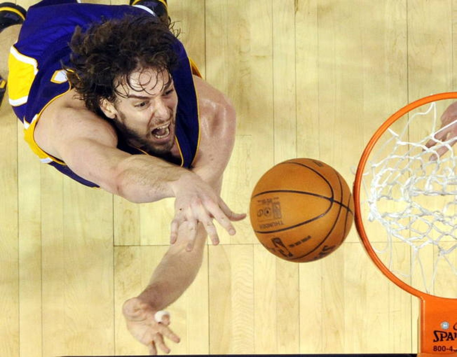 Gasol sólo anotó nueve puntos en la derrota ante el equipo de Oklahoma.