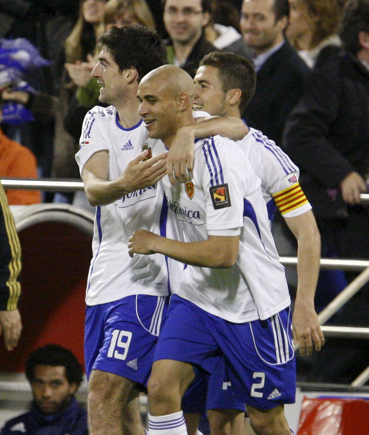 Los jugadores del Real Zaragoza celebran el primer gol del conjunto maño, obra de Diogo.