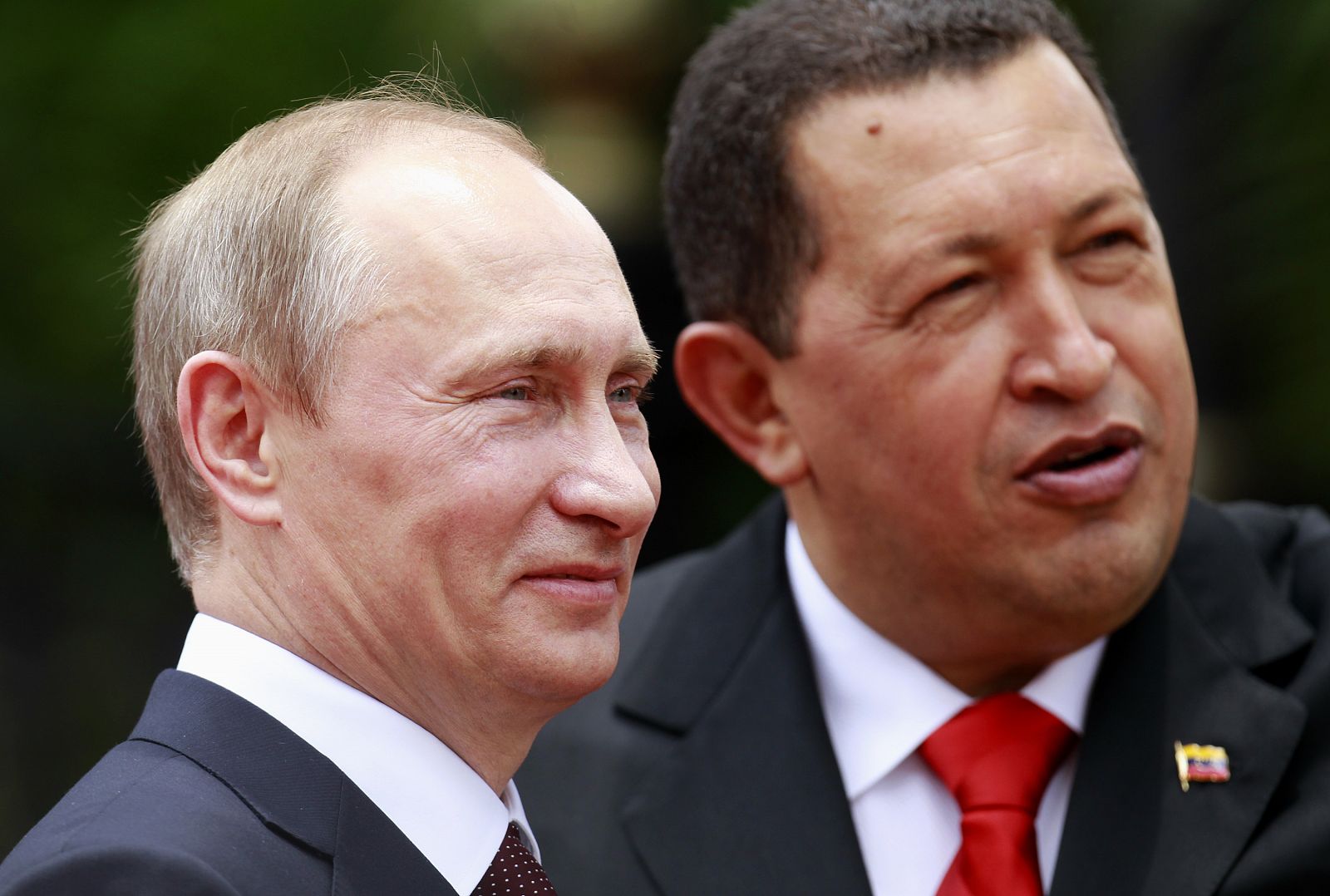 El encuentro del primer ministro ruso, Vladimir Putin, con el presidente venezolano, Hugo Chávez, sirvió para cerrar un importante acuerdo armamentístico.