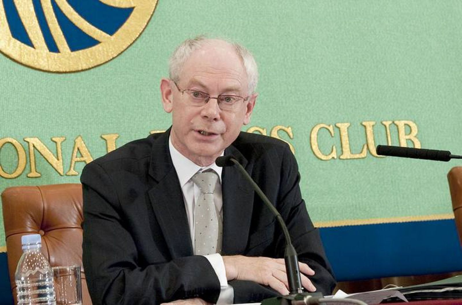 El presidente del Consejo,  Herman Van Rompuy, durante una conferencia que ha pronunciado en Tokio. 