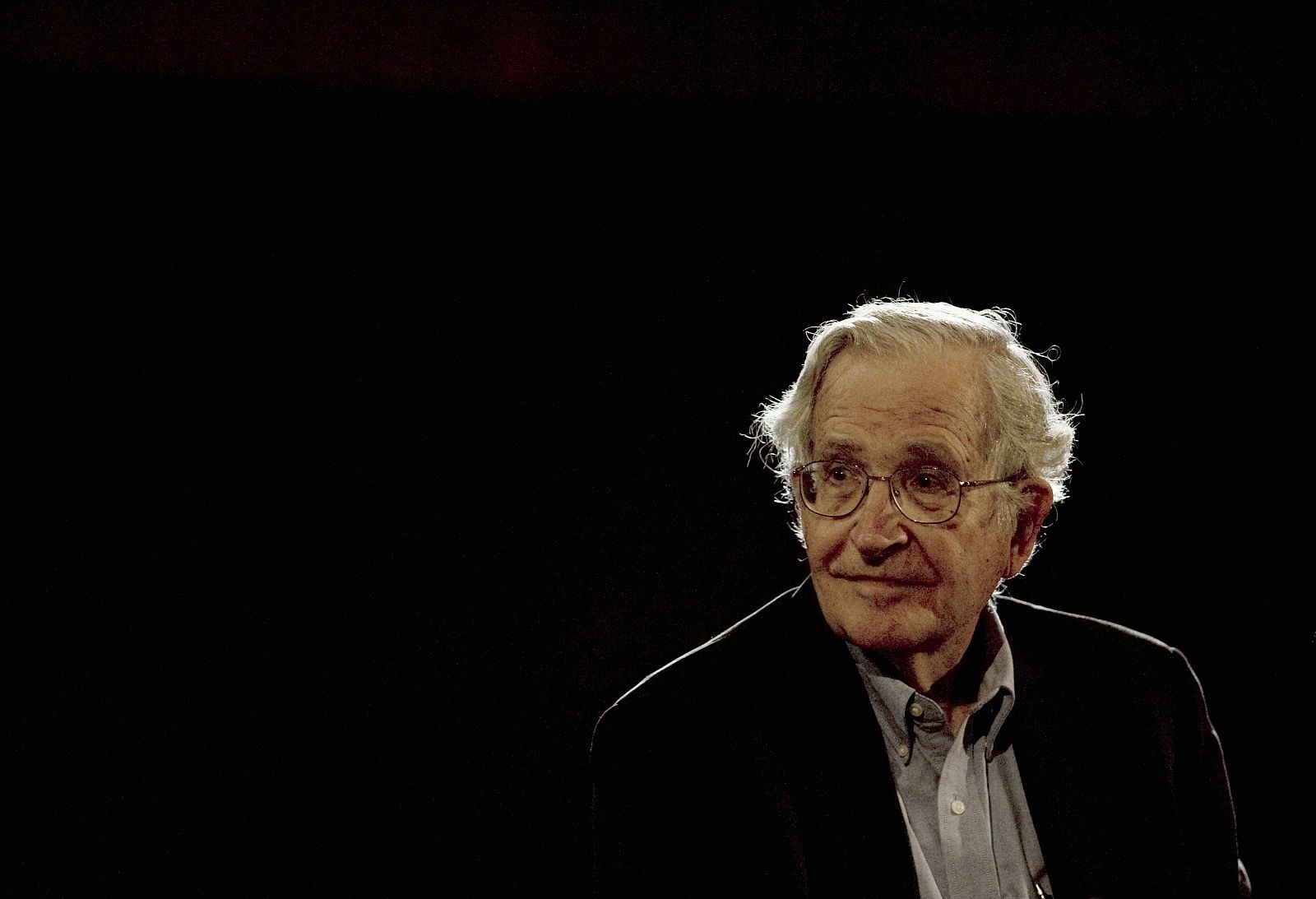 Chomsky, durante una conferencia en México.