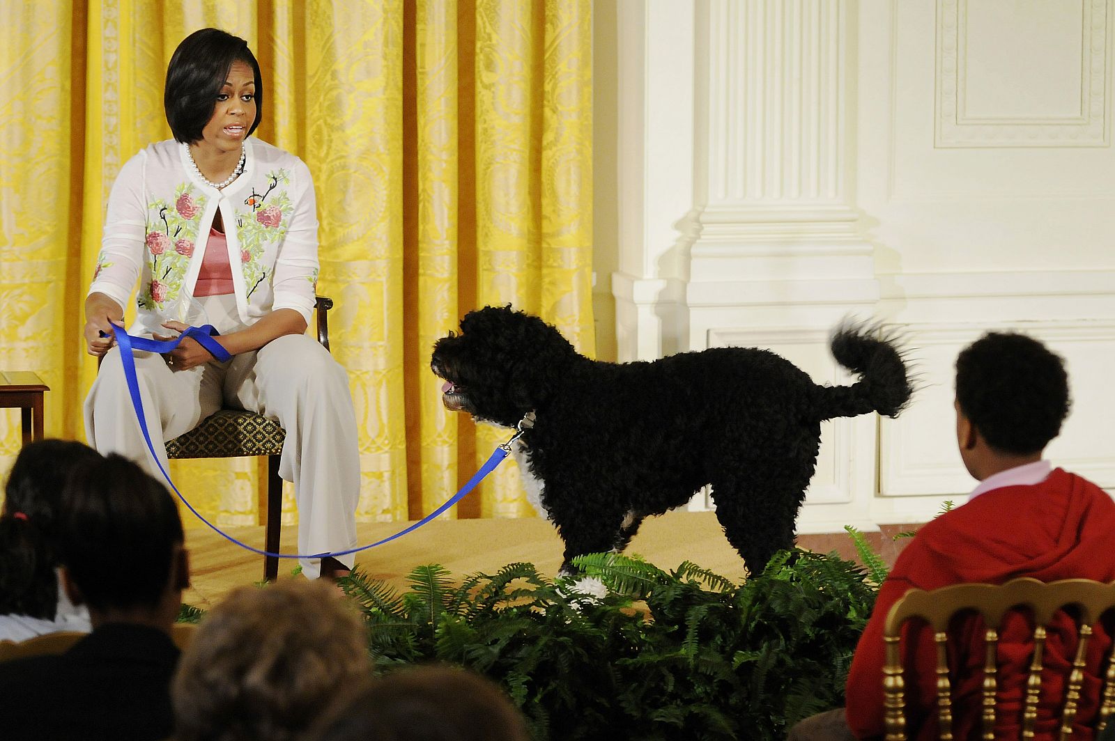 Bo y Michelle Obama, en un evento con niños en la Casa Blanca.