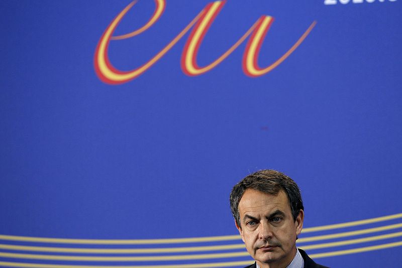 El presidente español, José Luis Rodríguez Zapatero, había dejado la puerta abierta a subir los impuestos "a los que realmente tienen"