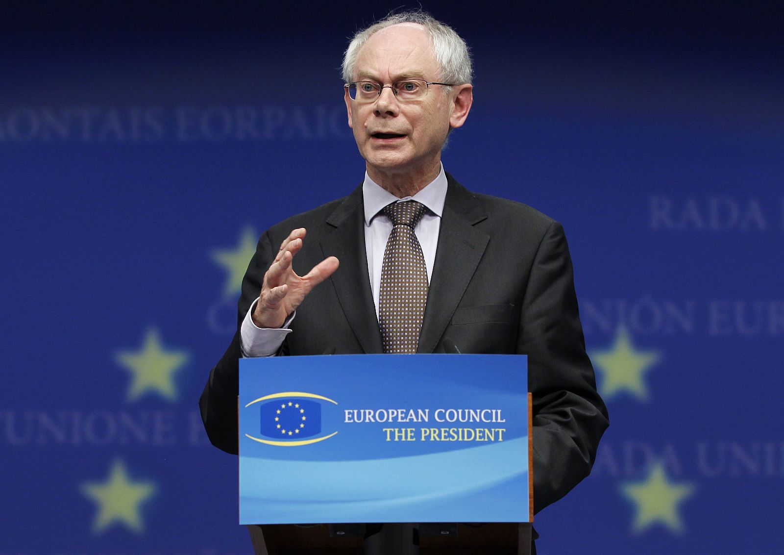 El Presidente del Consejo, Herman Van Rompuy, ve consenso para sancionar a los Estados que incurran en déficit