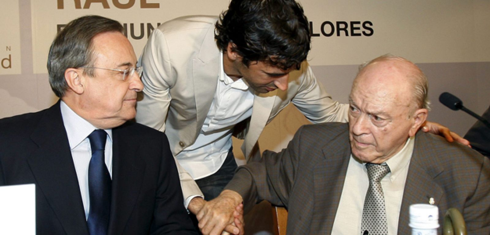 Florentino Pérez dijo que ficharán tres grandes jugadores.