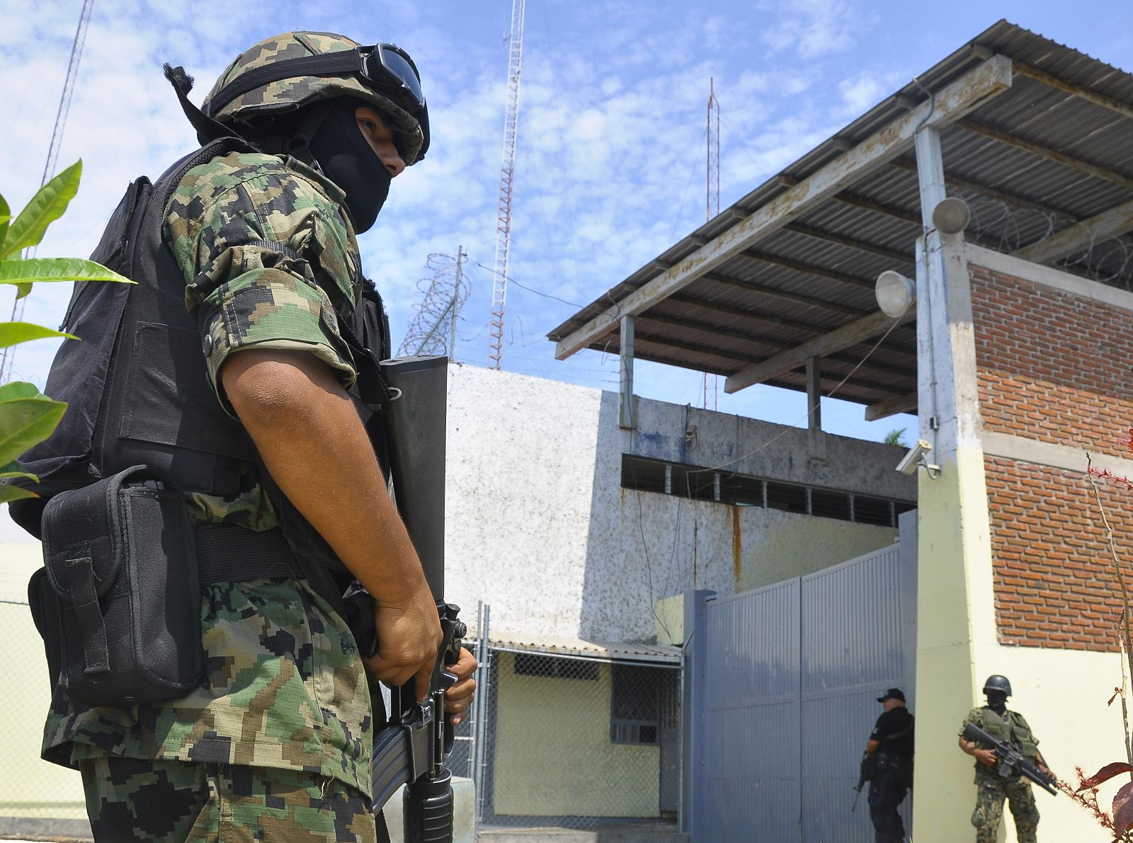 Militares custodian el centro penitenciario de Mazatlán