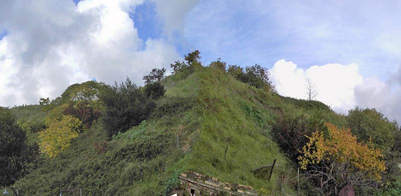 El Monte Testaccio, un monte artificial en el corazón de Roma, formado por los restos de 26 millones de vasijas, la mayoría procedentes de Andalucía, desde donde se transportaba aceite de oliva.