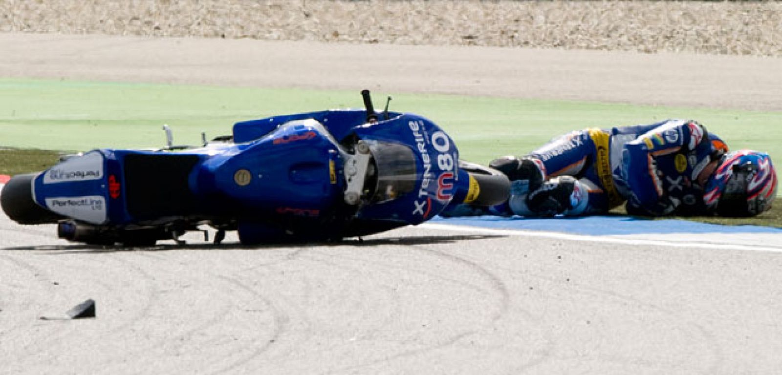 Axel Pons sufrió una dura caída en los entrenos de Assen en Holanda.