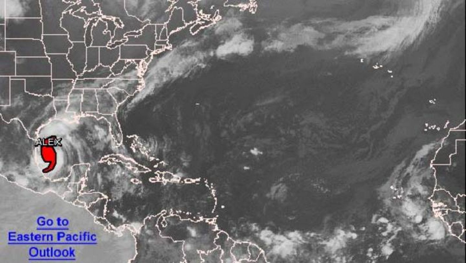 El huracán Alex, en una imagen por satélite tomada por el Centro de Huracanes de EE.UU..