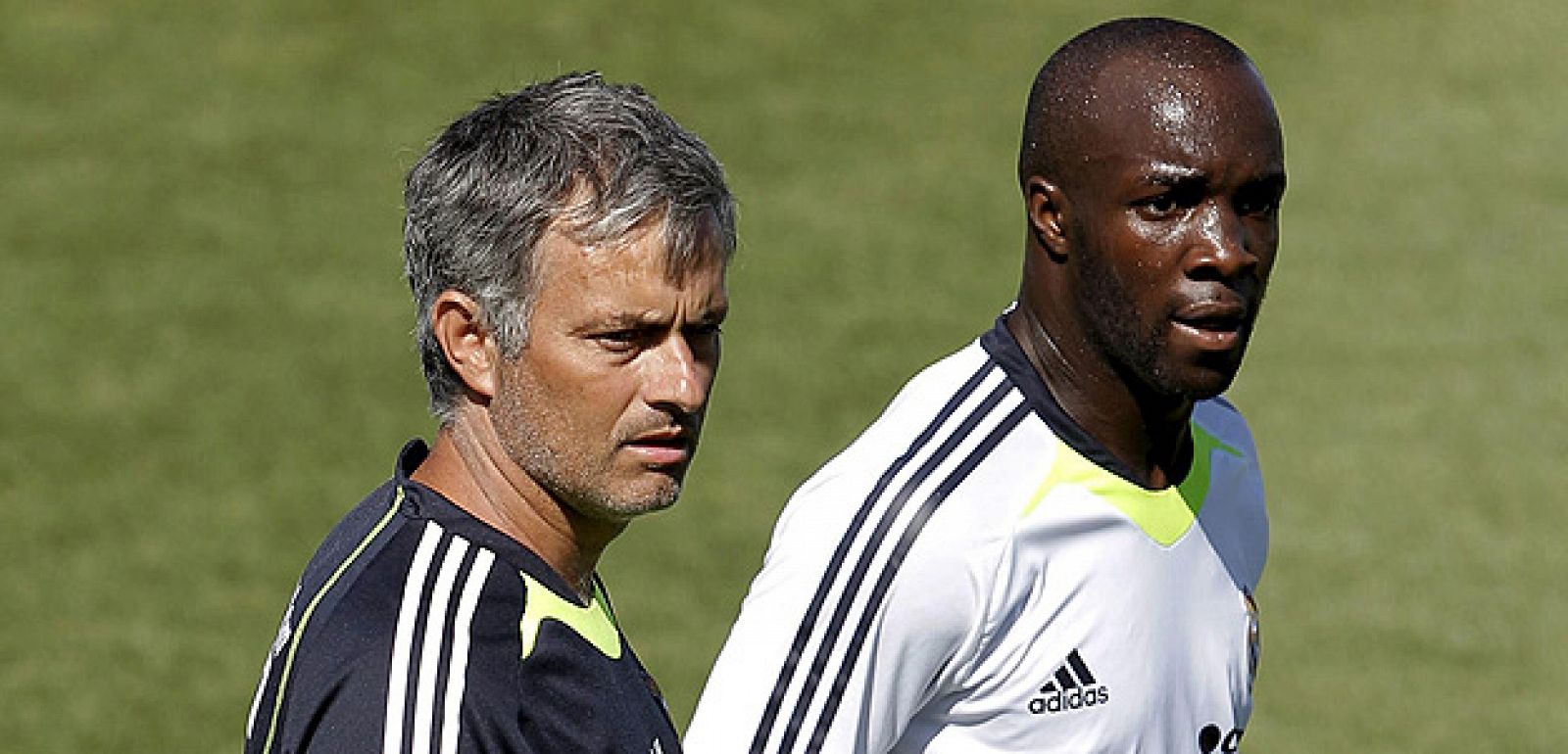 Lass Diarra y Mourinho durante un entrenamiento