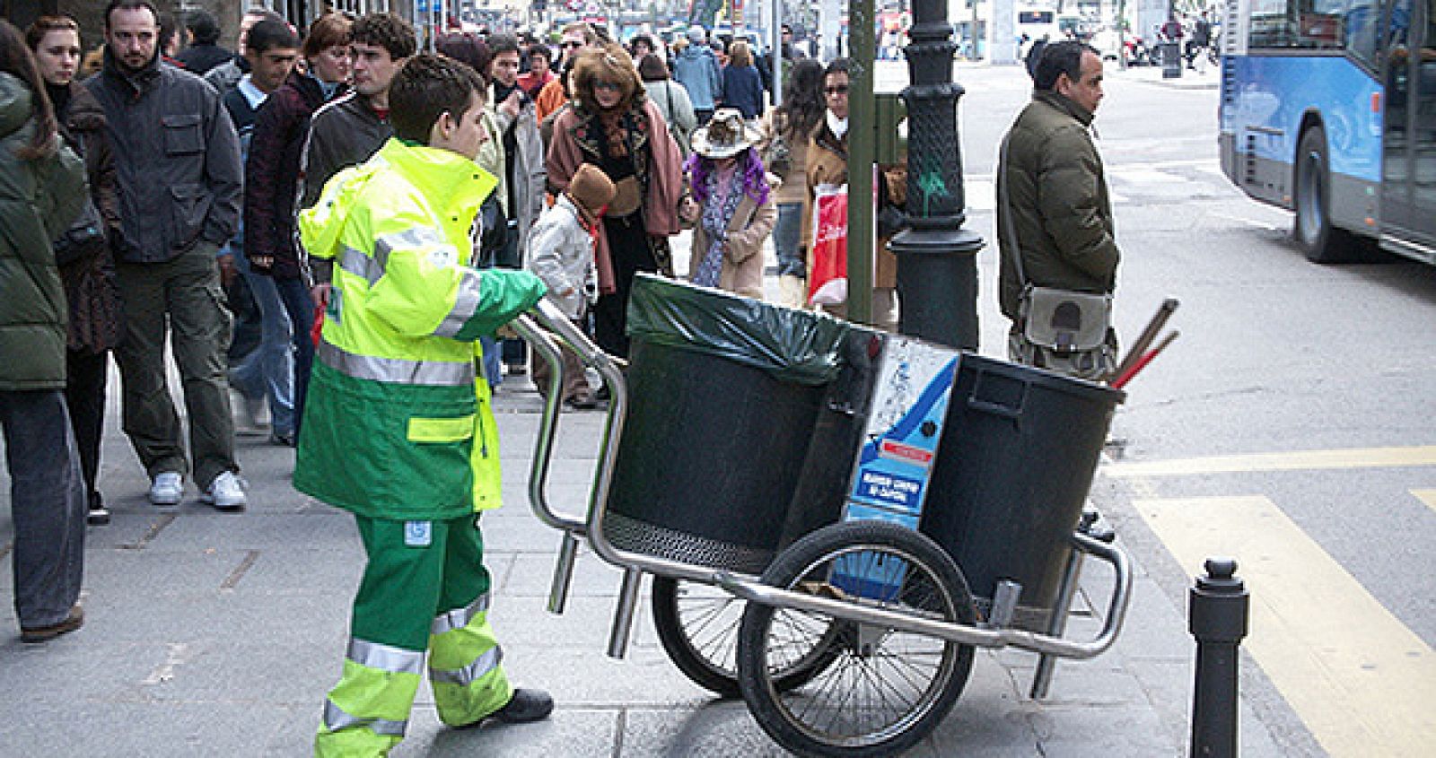 La limpieza viaria será competencia exclusiva del Ayuntamiento de Madrid.