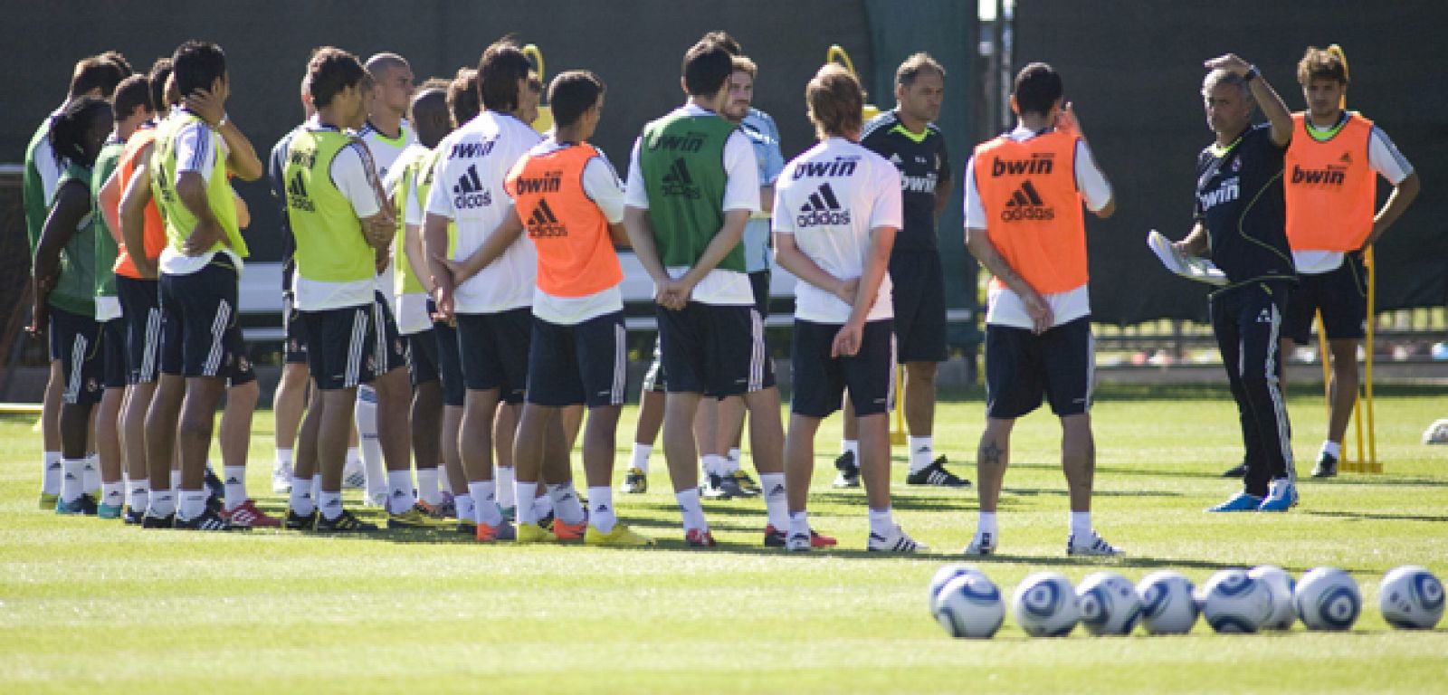 Mourinho cuenta ya con todos sus hombres en la expedición del Real Madrid en Los Ángeles