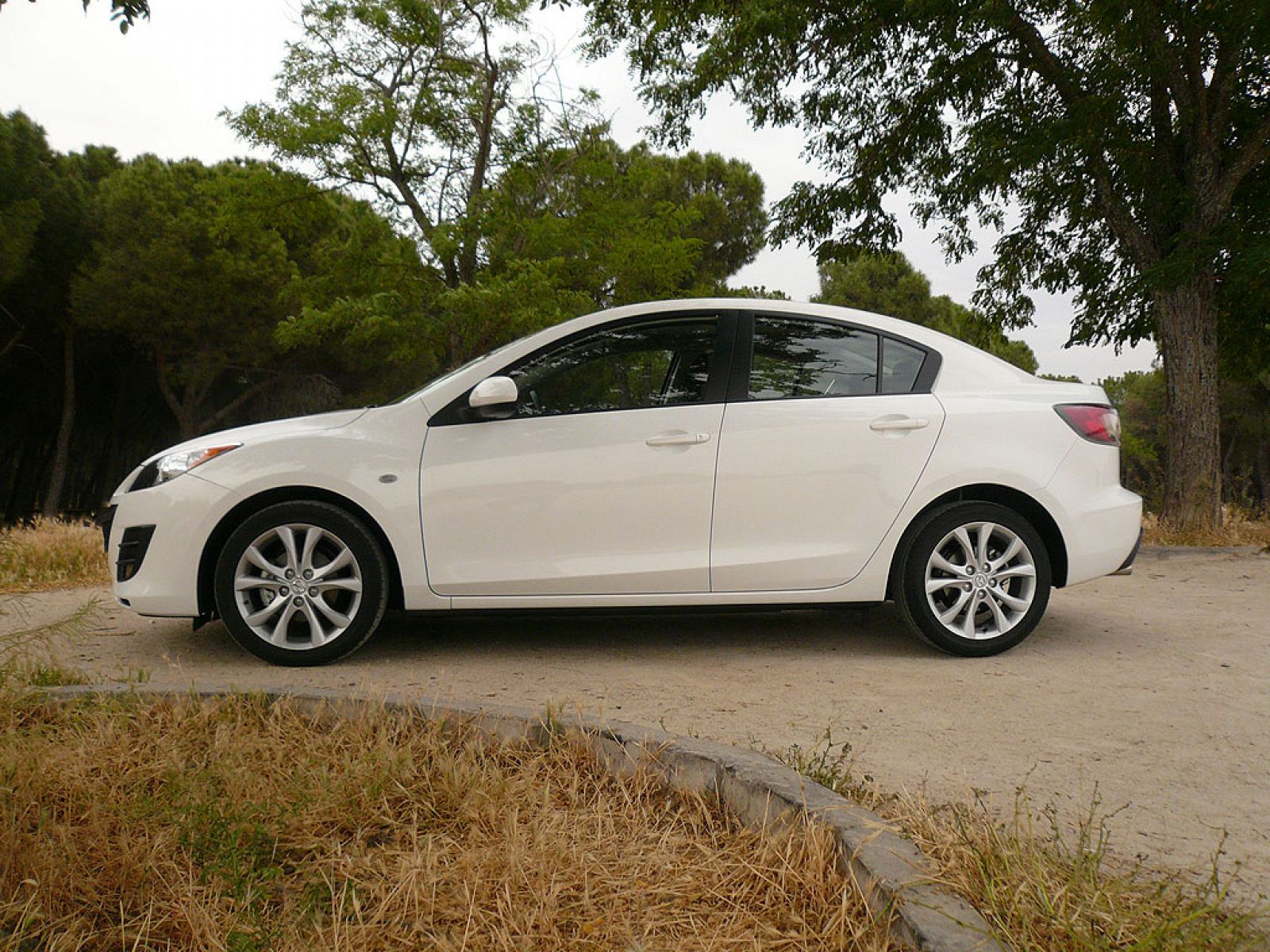 El modelo Mazda3 es uno de los que tendrán que ser revisados.