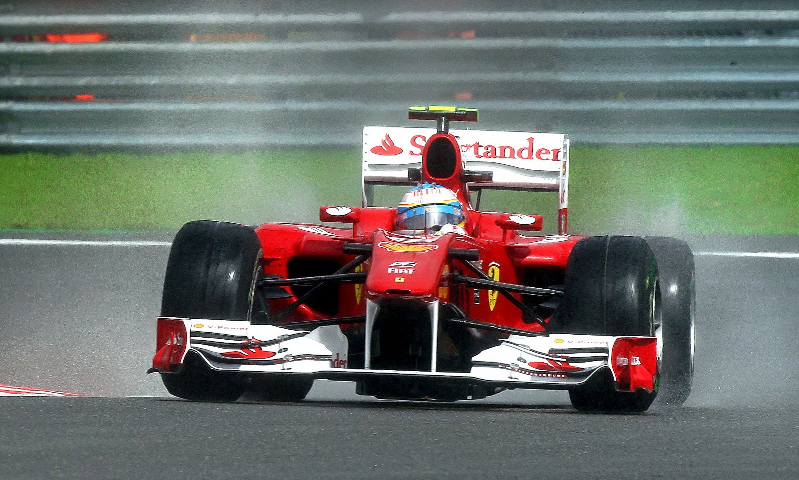 El español Fernando Alonso, de la escudería Ferrari.