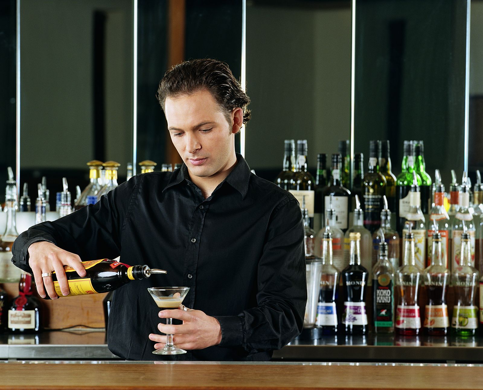 Bebidas alcohólicas en un bar