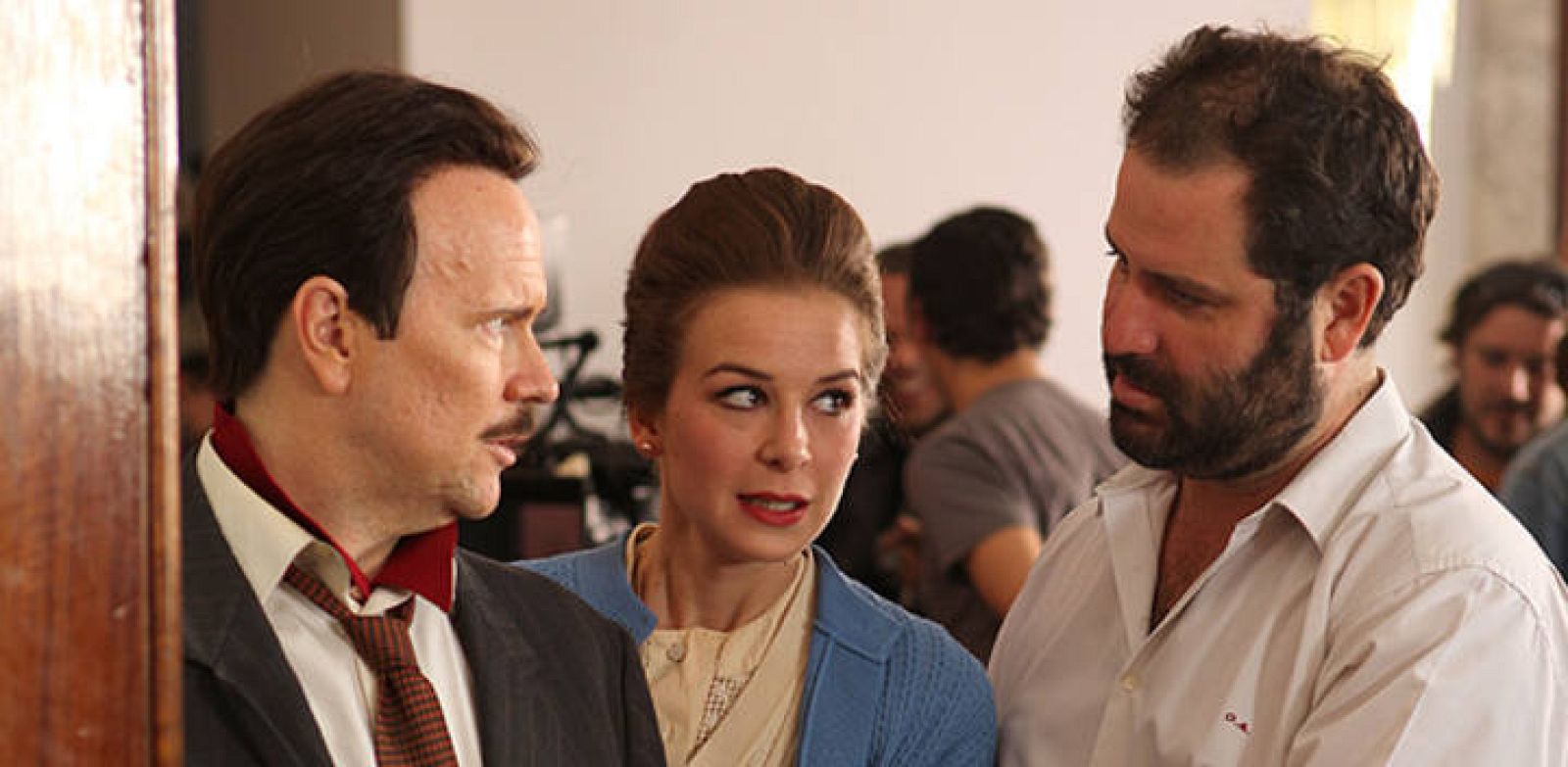   Santiago Segura, Mercé Llorens y Óscar Aibar durante el rodaje de 'El Gran Vázquez'