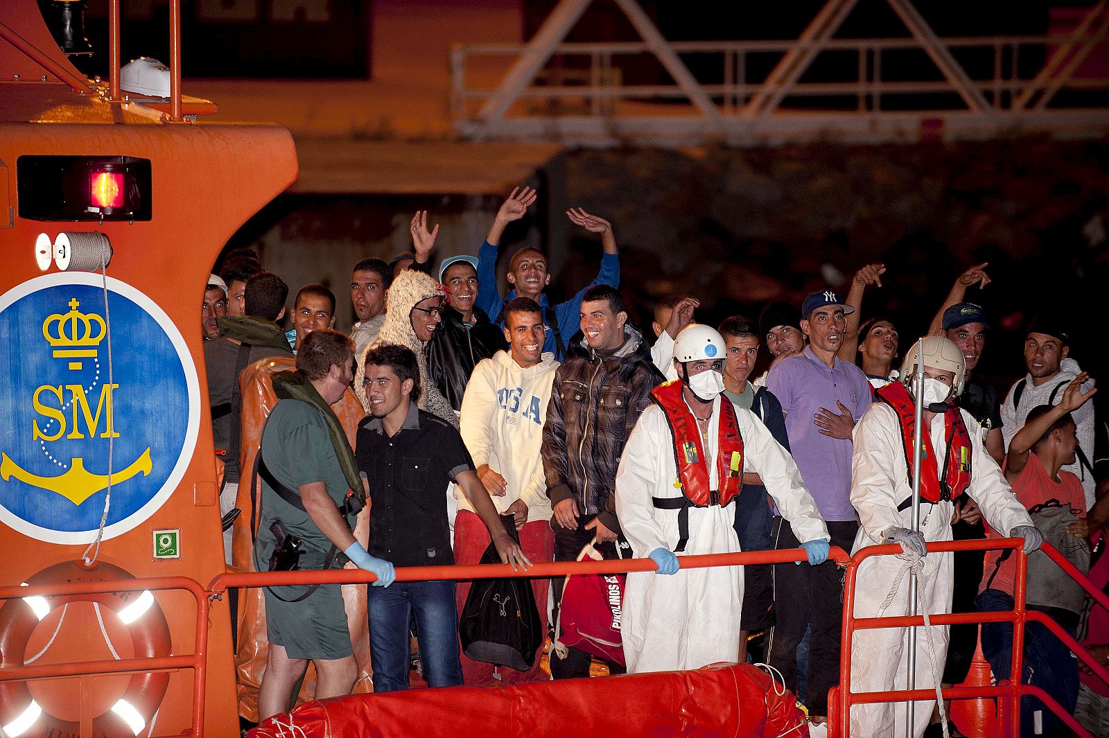 INTERCEPTADAS CINCO PATERAS CON 87 INMIGRANTES FRENTE A LA COSTA DE CARTAGENA