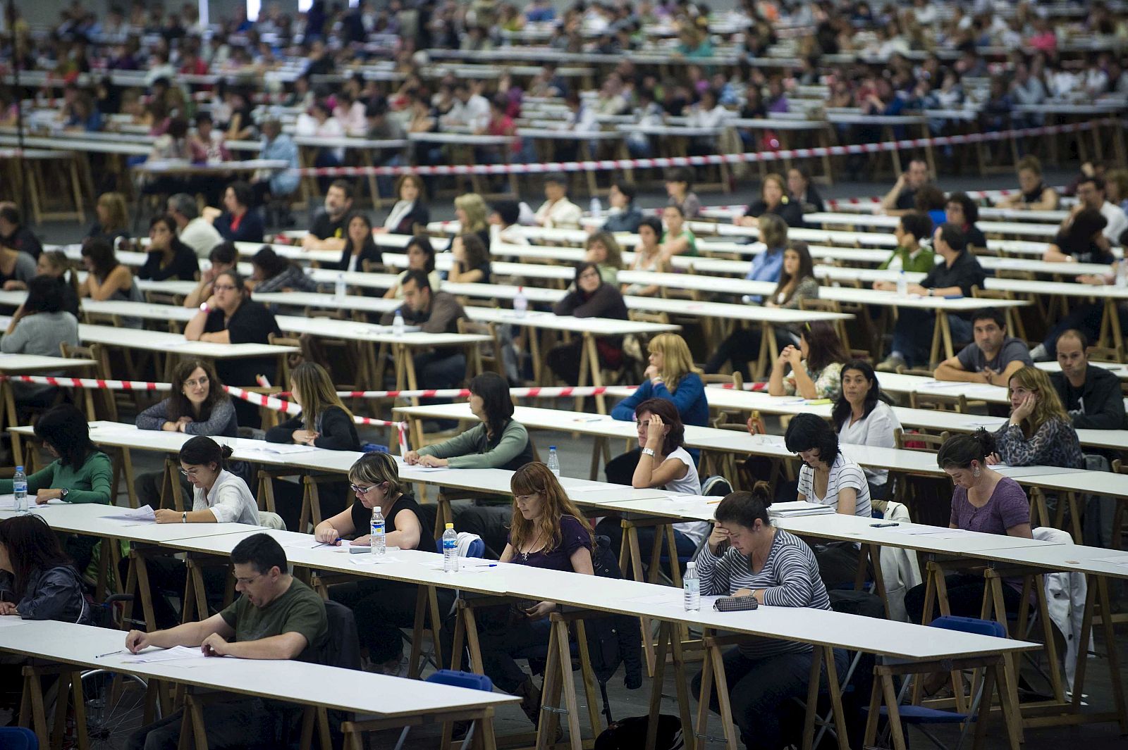 Se presentan 33.609 personas en el País Vasco para 419 plazas convocadas por el Gobierno autonómico