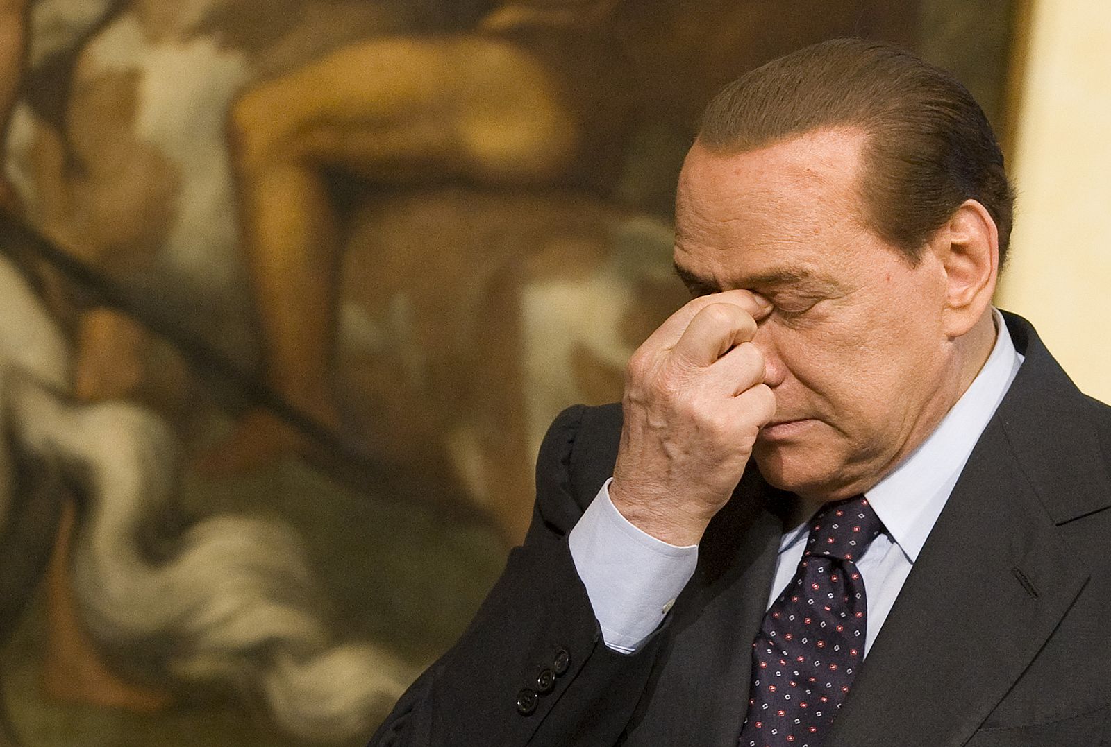 El primer ministro italiano, Silvio Berlusconi, se enfrenta a una votación decisiva para su gobierno.