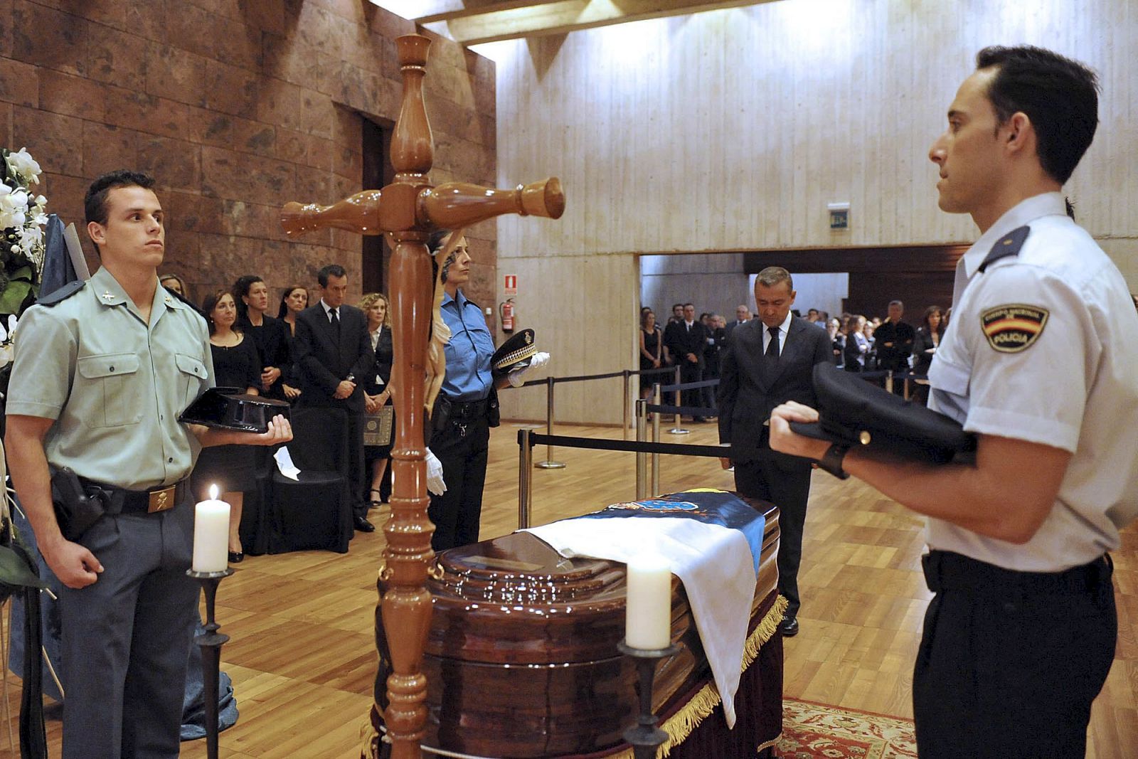 CAPILLA ARDIENTE CON LOS RESTOS DE ADÁN MARTÍN