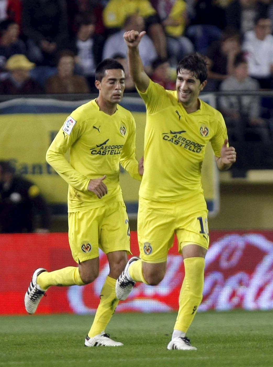 Cani marcó un bonito gol a pase de Nilmar ante el Atlético de Madrid.