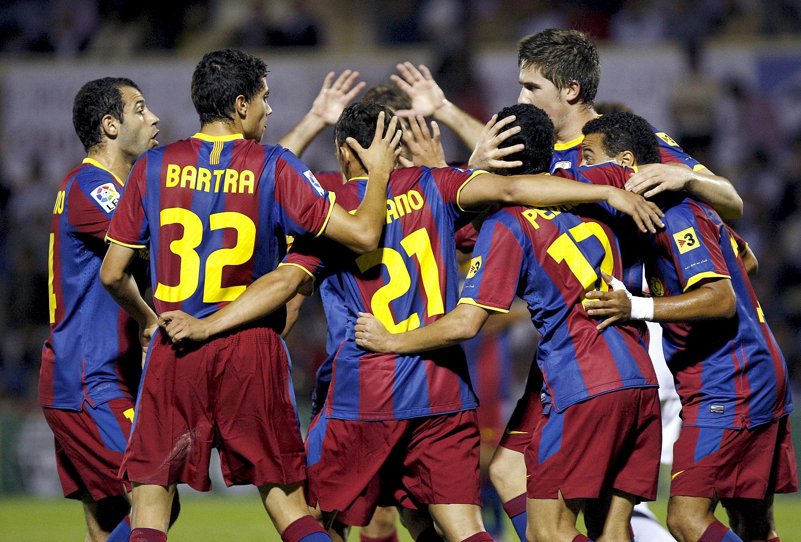 Los jugadores del Barcelona celebran el segundo gol del equipo azulgrana en Ceuta.