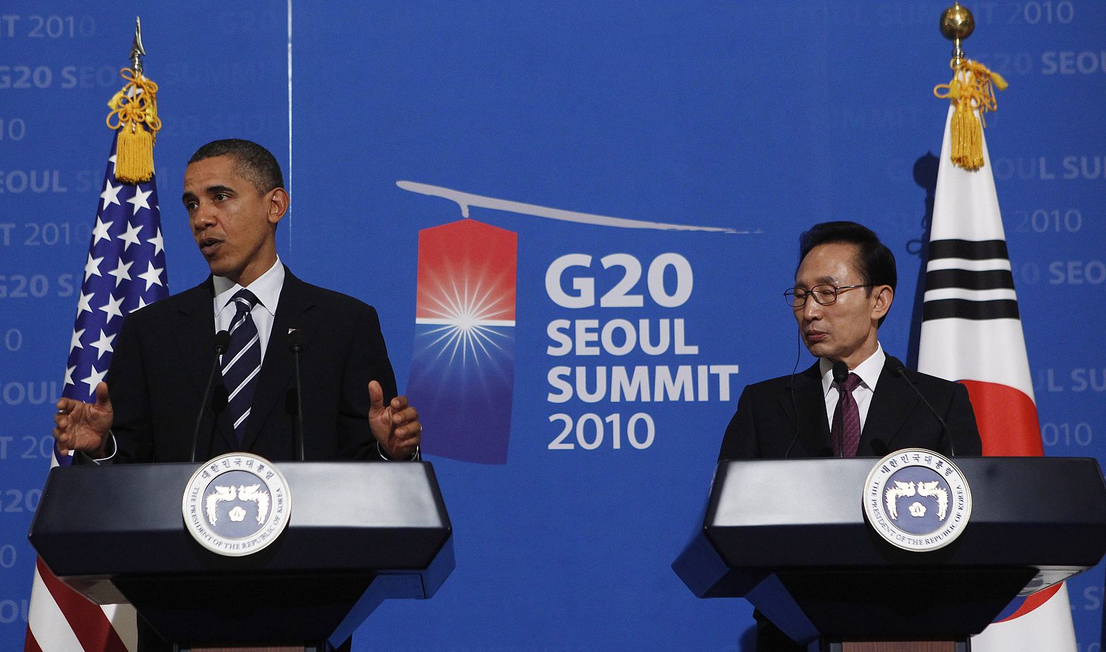 Los presidentes de EE.UU. y Corea del Sur durante la rueda de prensa tras su reunión