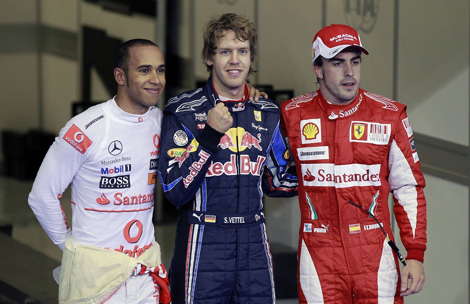 Vettel, Hamilton y Alonso, los tres primeros en salir en el GP de Abu Dabi.