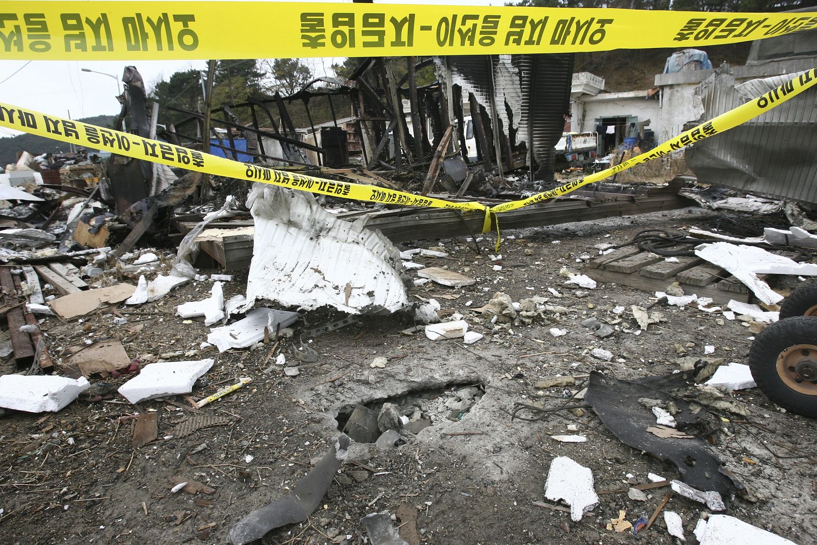 Imagen de una de las casas que se ha visto afectada por el ataque de Corea del Norte