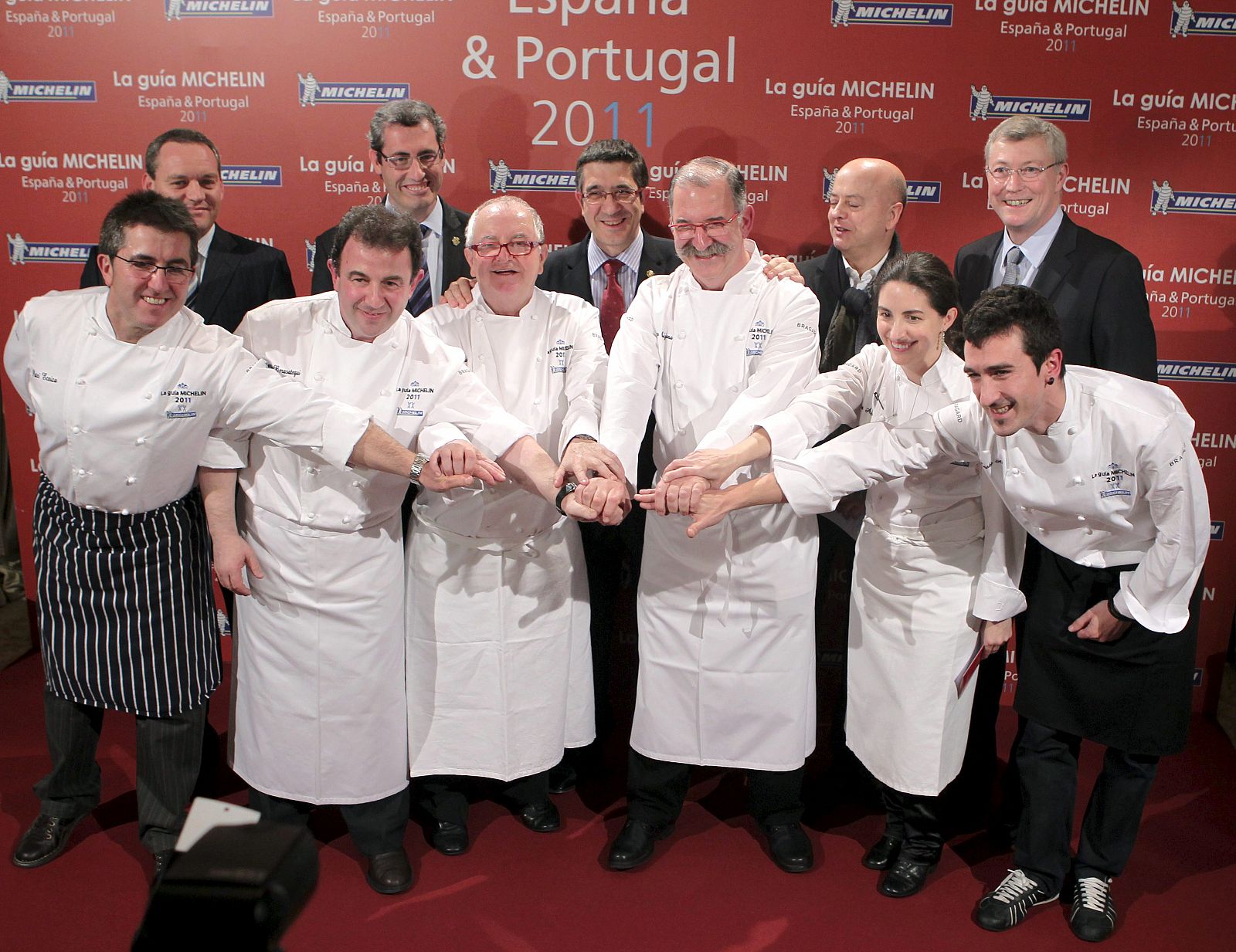 Los cocineros con sus estrellas Michelín