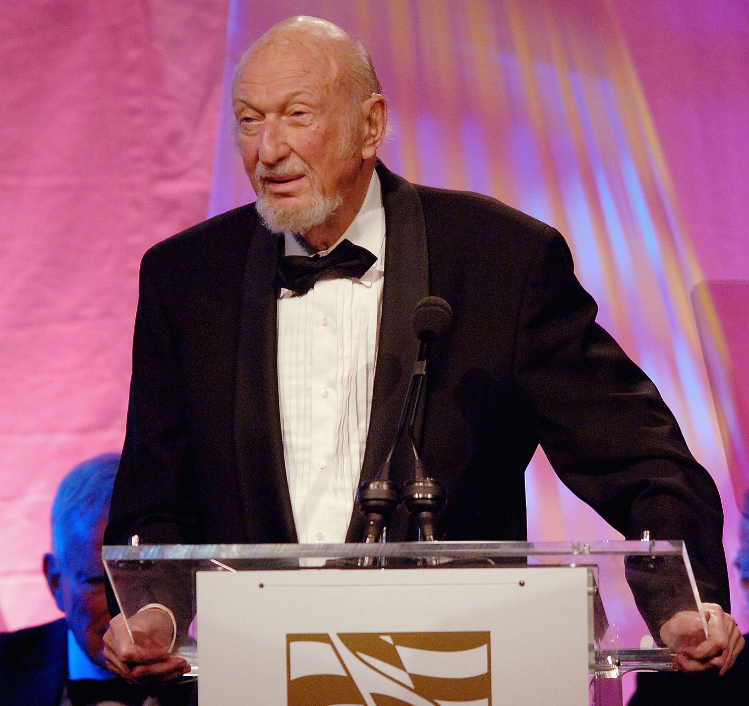 Irvin Kershner en abril de 2006