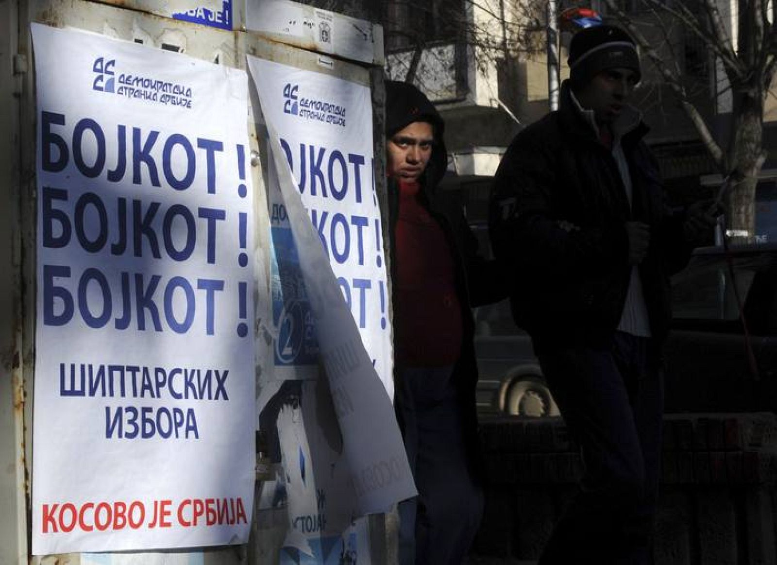 CAMPAÑA ELECTORAL EN KOSOVO